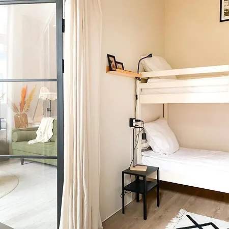 Charming House In Centre Vakantiehuis *