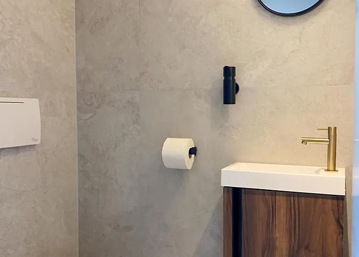 Charming House In Centre Oud-Beijerland