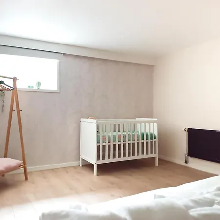 Charming House In Centre Nyaraló Oud-Beijerland