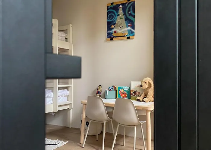 Charming House In Centre Vakantiehuis Oud-Beijerland